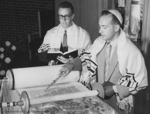 Yom Kippur, 1955. Record Series 41/69/6.